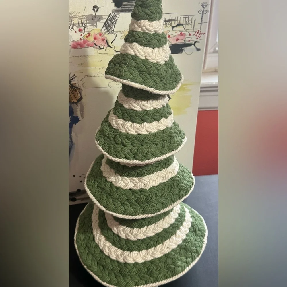 Christmas wired crochet fabric tree decor 20”